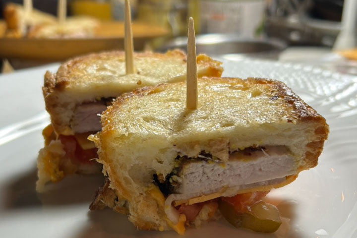 自家製ラムハムキューバサンド