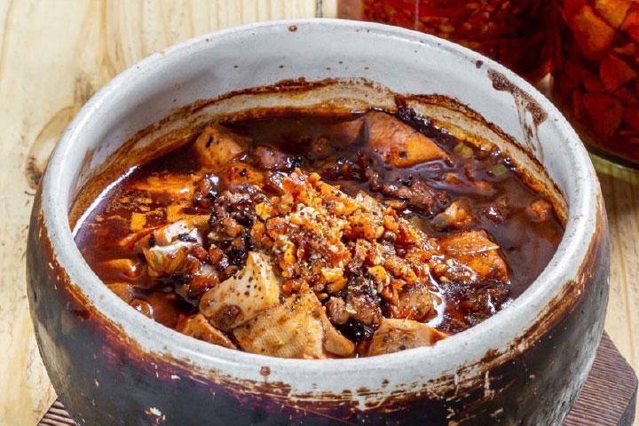 ゴロゴロラム肉の四川風麻婆豆腐